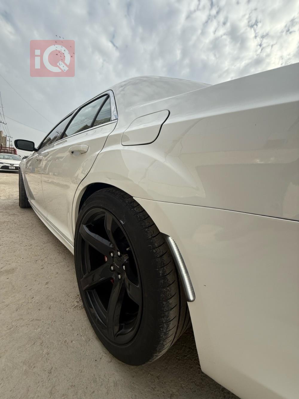 کرایسلەر 300